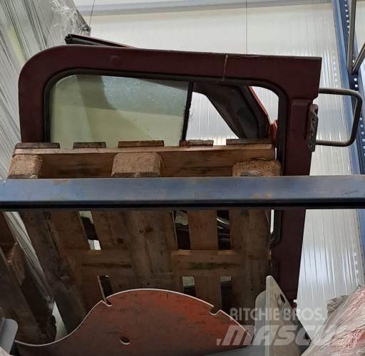 Doosan DX235NLC-5 أخرى