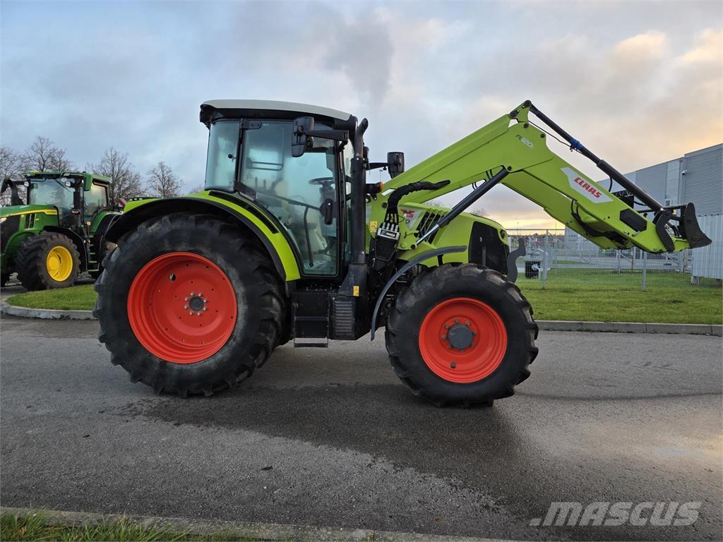 CLAAS Arion 440 الجرارات
