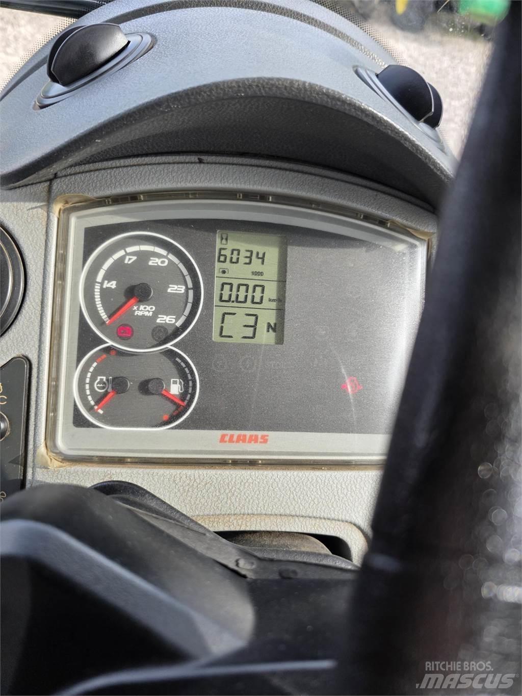 CLAAS Arion 620C الجرارات