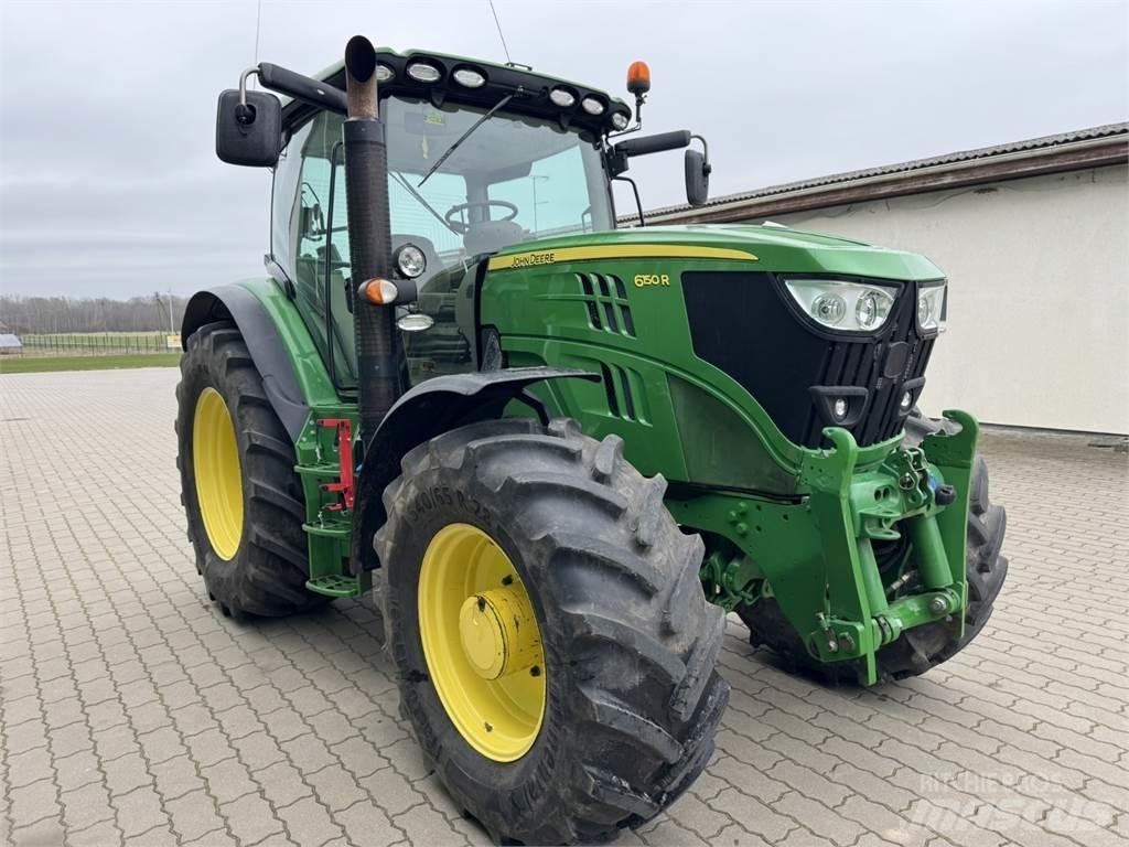 John Deere 6150R الجرارات