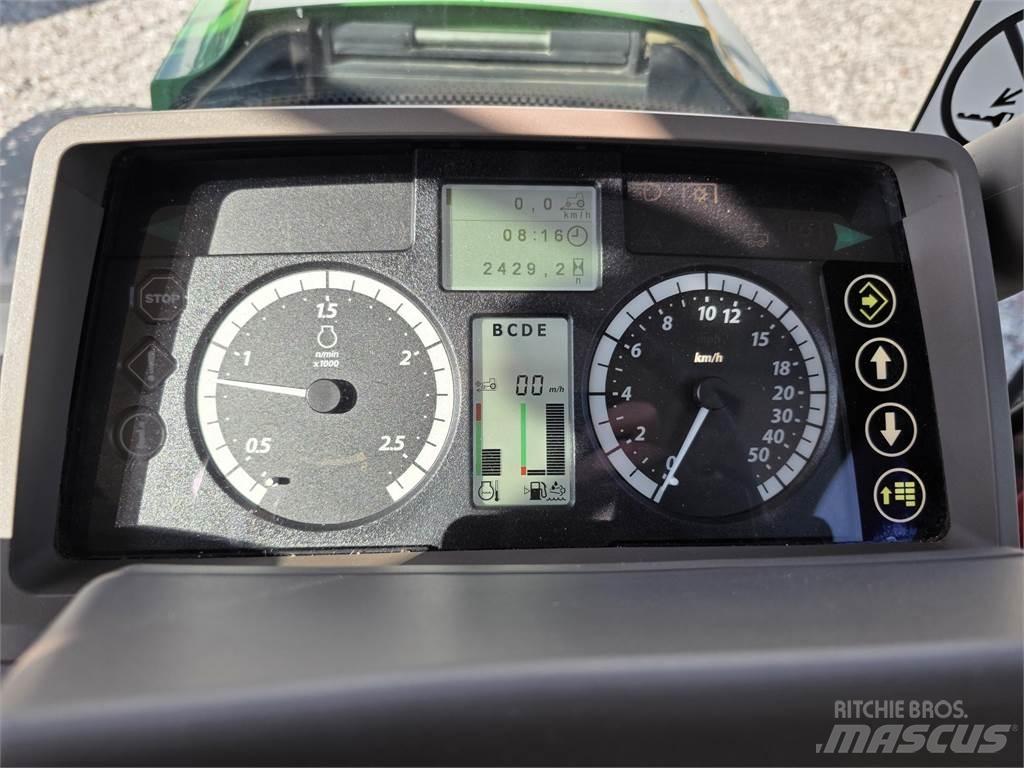John Deere 6155M الجرارات