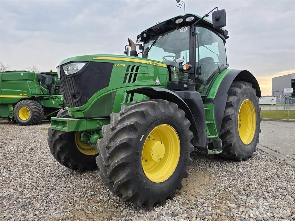 John Deere 6190R الجرارات