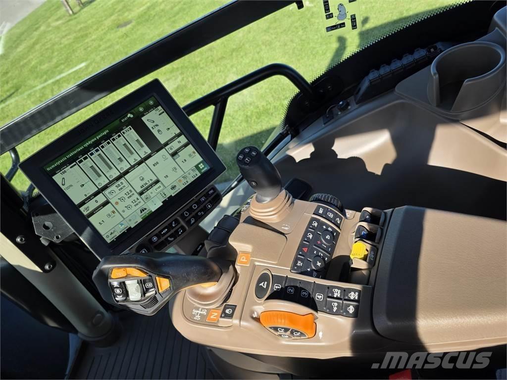 John Deere 6250R الجرارات