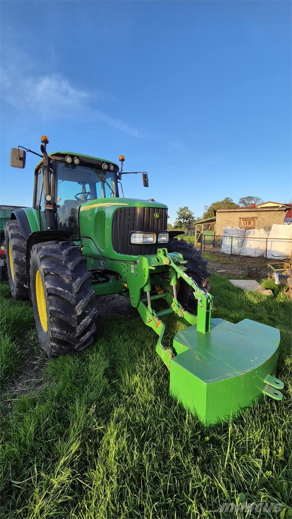 John Deere 6920 الجرارات
