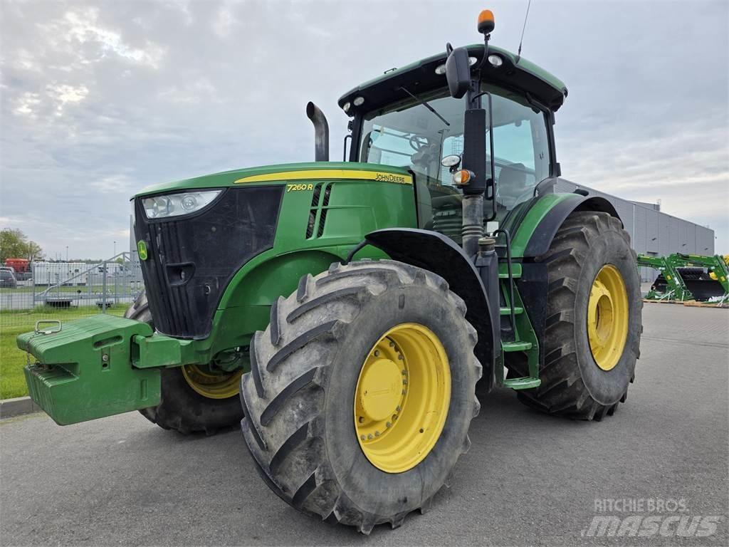 John Deere 7260R الجرارات