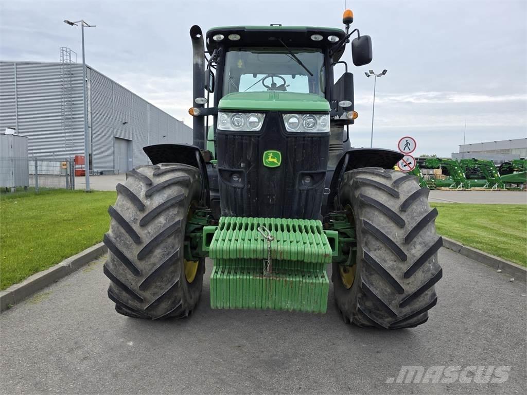 John Deere 7260R الجرارات