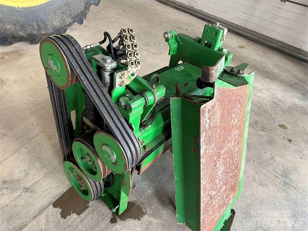 John Deere 7350 علافات ذاتية الدفع