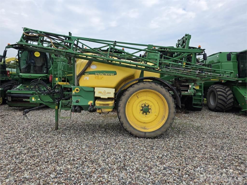 John Deere 740 الرشاشات