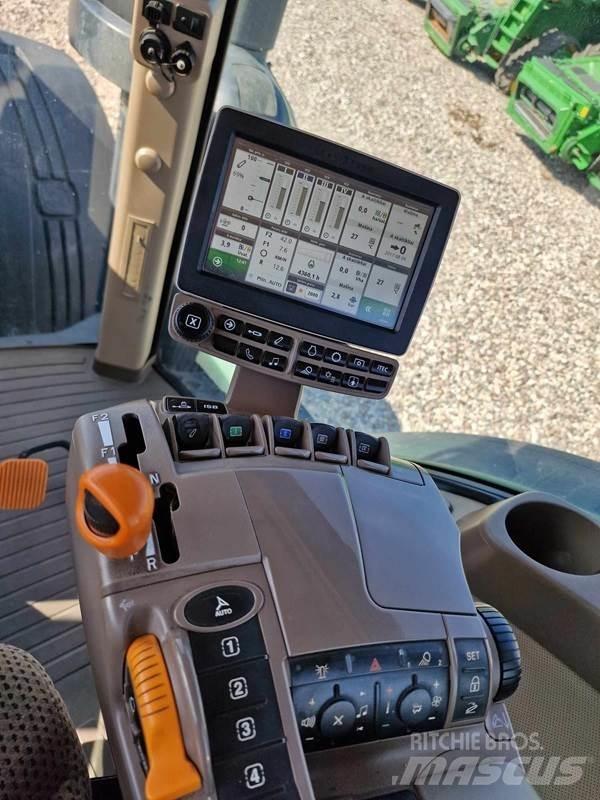 John Deere 8370R الجرارات