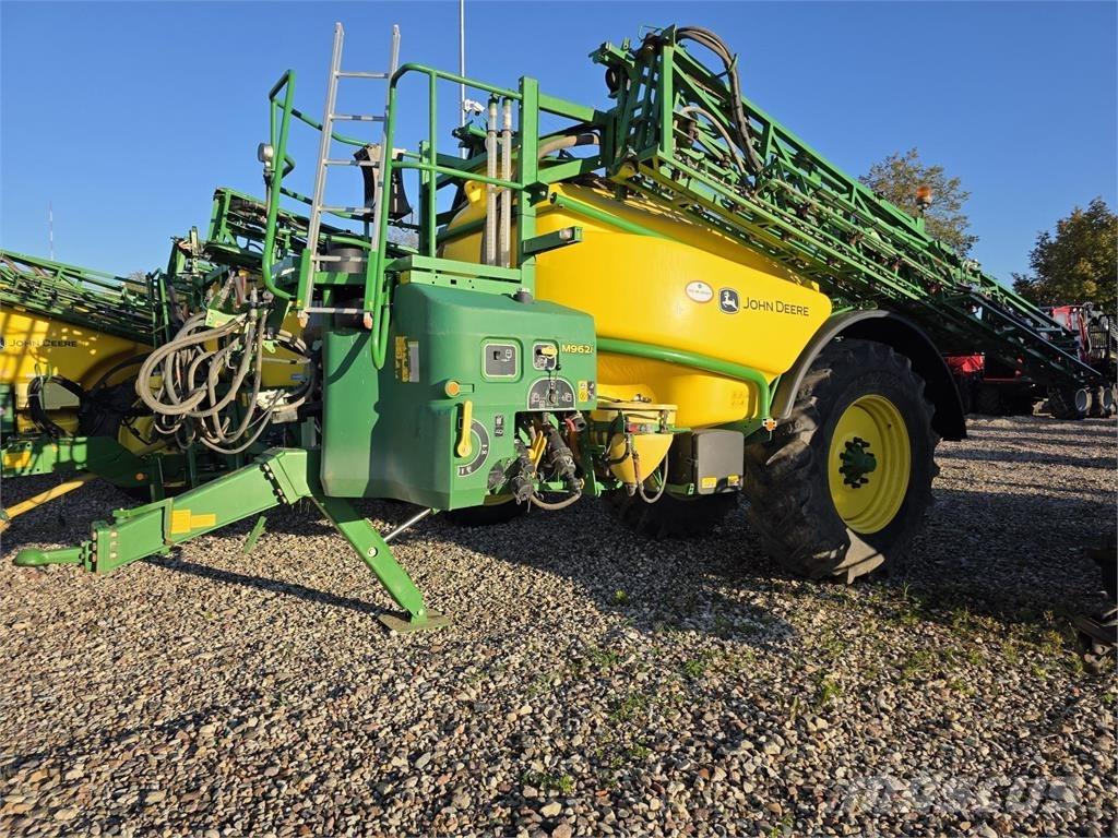 John Deere M962i الرشاشات