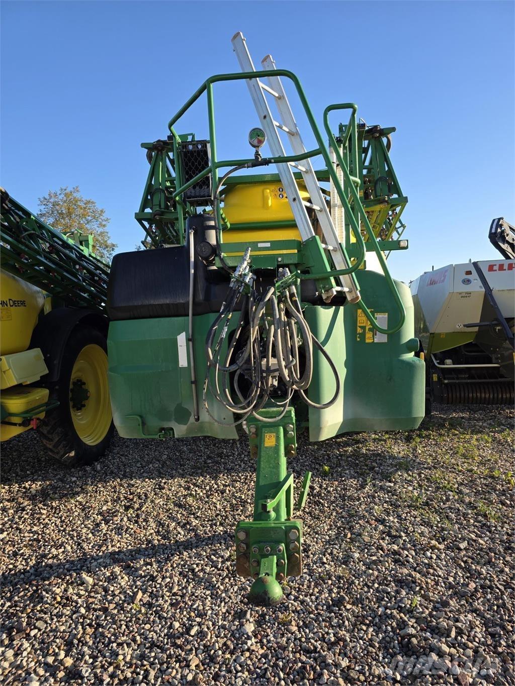 John Deere M962i الرشاشات