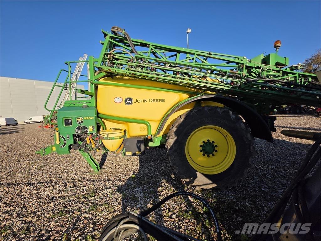 John Deere M962i الرشاشات