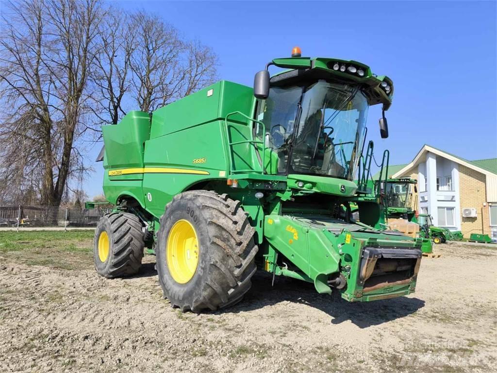 John Deere S685 حصادات