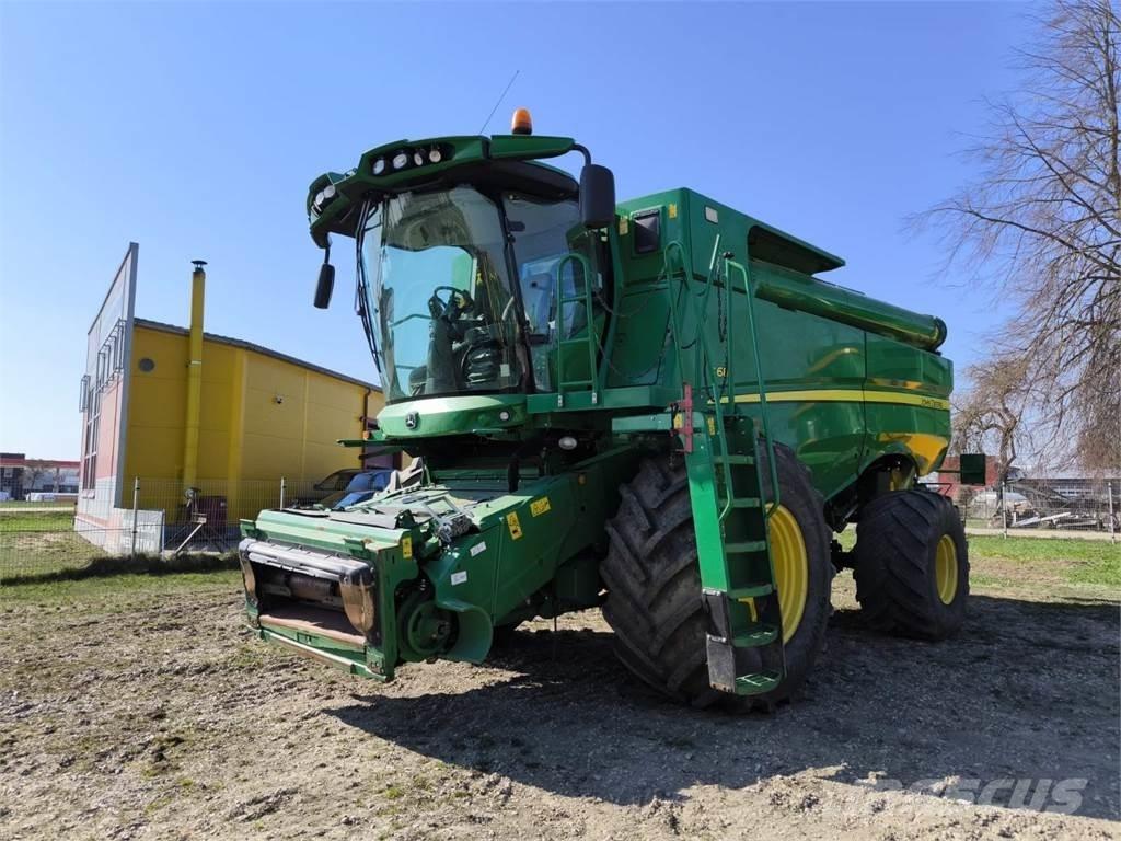 John Deere S685 حصادات