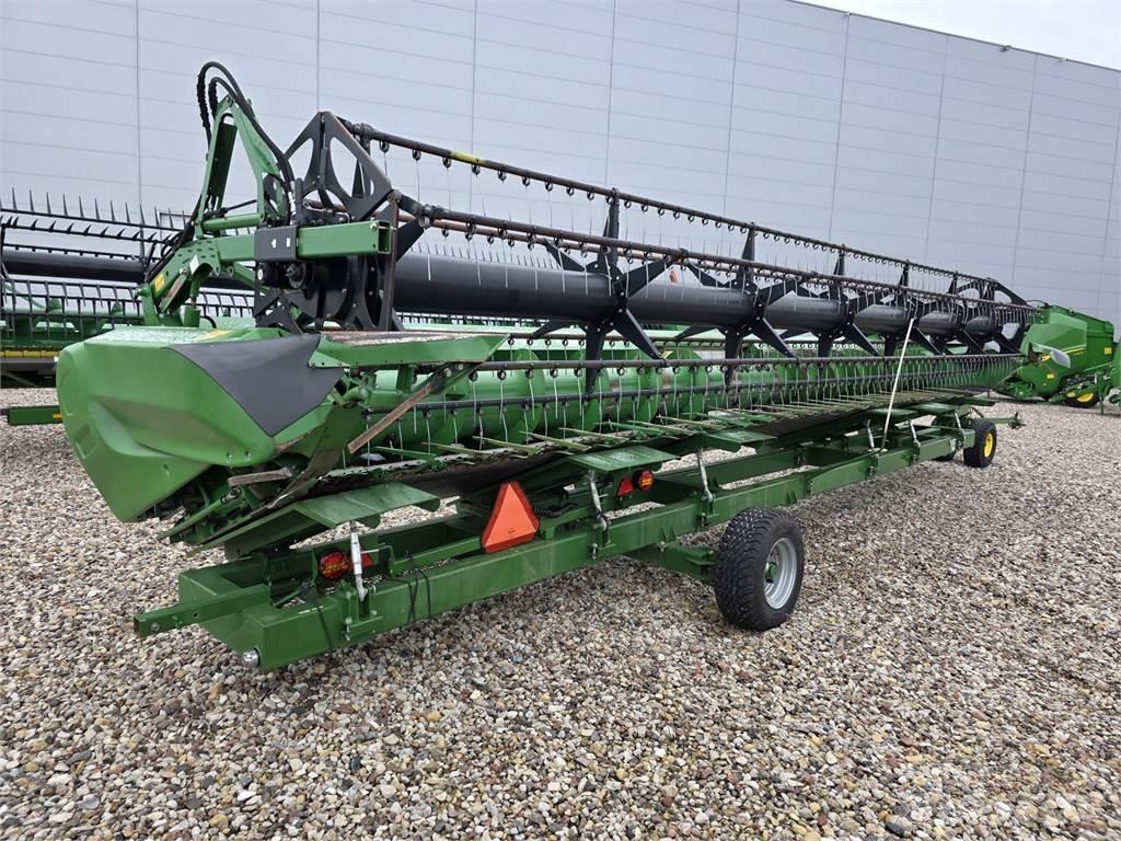 John Deere S690 حصادات