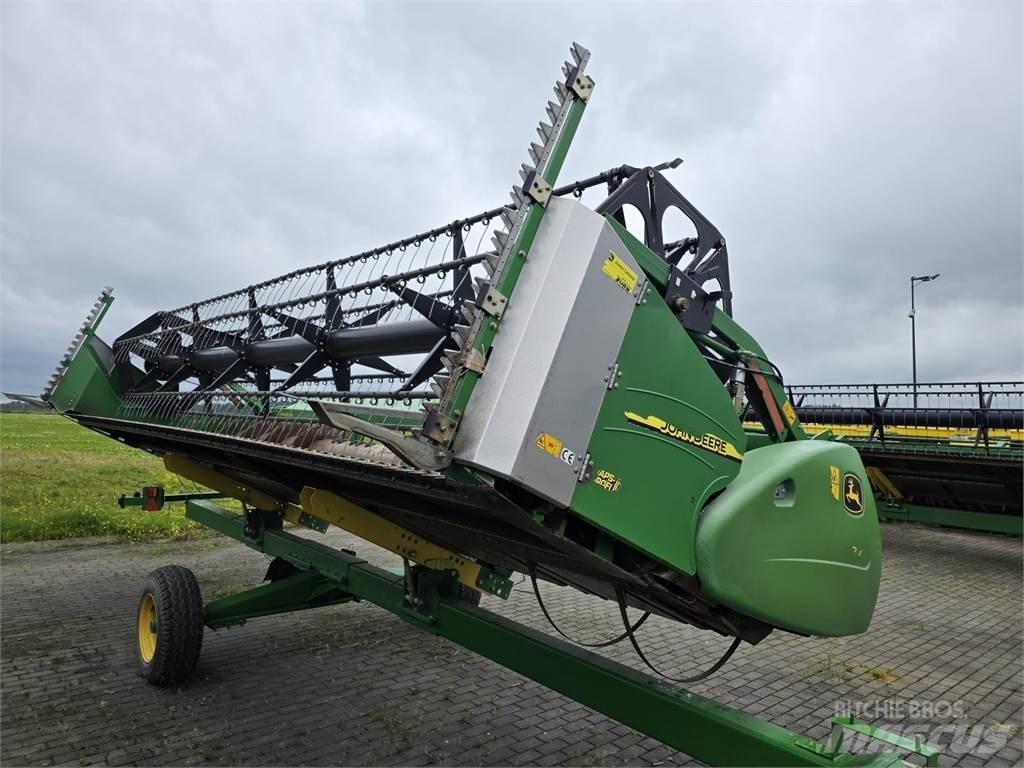 John Deere T660 حصادات