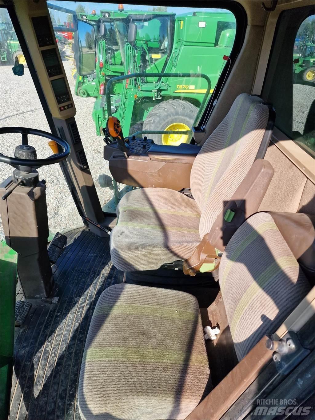 John Deere T670 حصادات