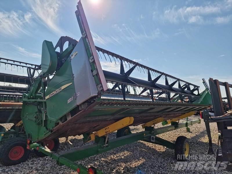John Deere T670 حصادات