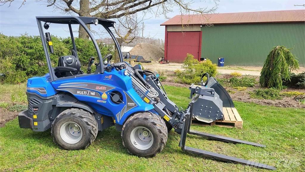 Kubota D1305 الجرارات