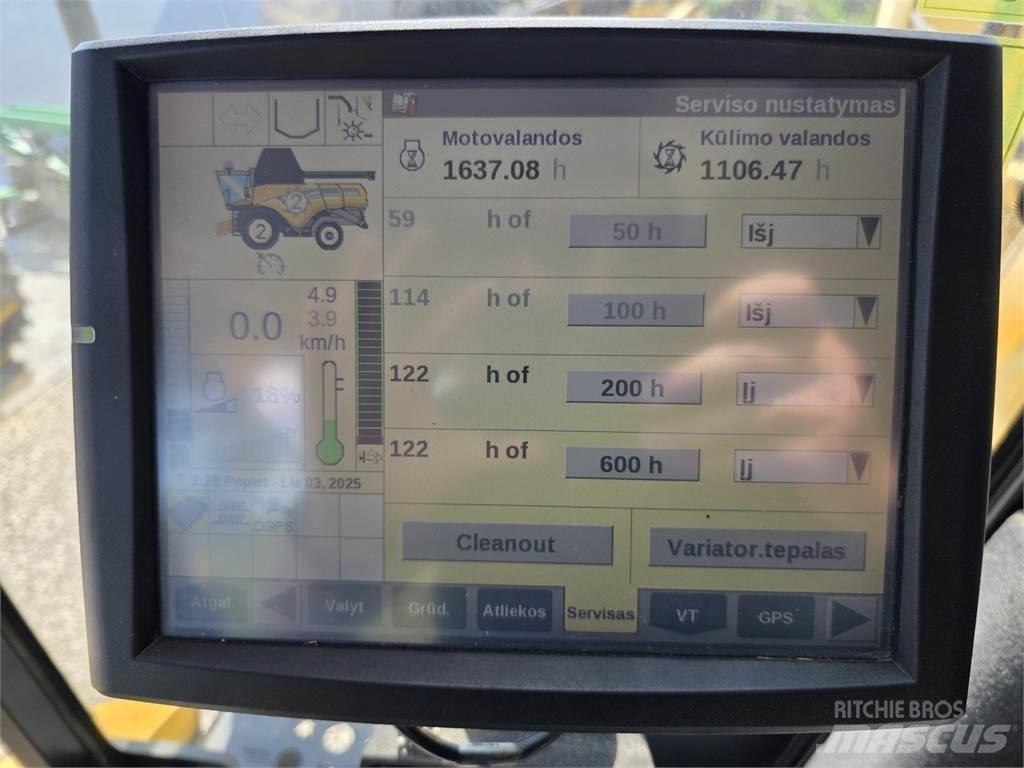 New Holland CX8.80 حصادات