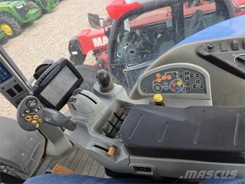 New Holland T8.390 الجرارات