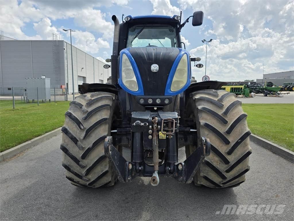 New Holland T8.390 الجرارات