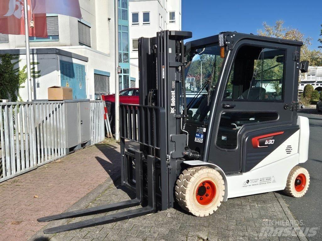 Bobcat B30NS شاحنات ذات رافعات شوكية تعمل بالكهرباء