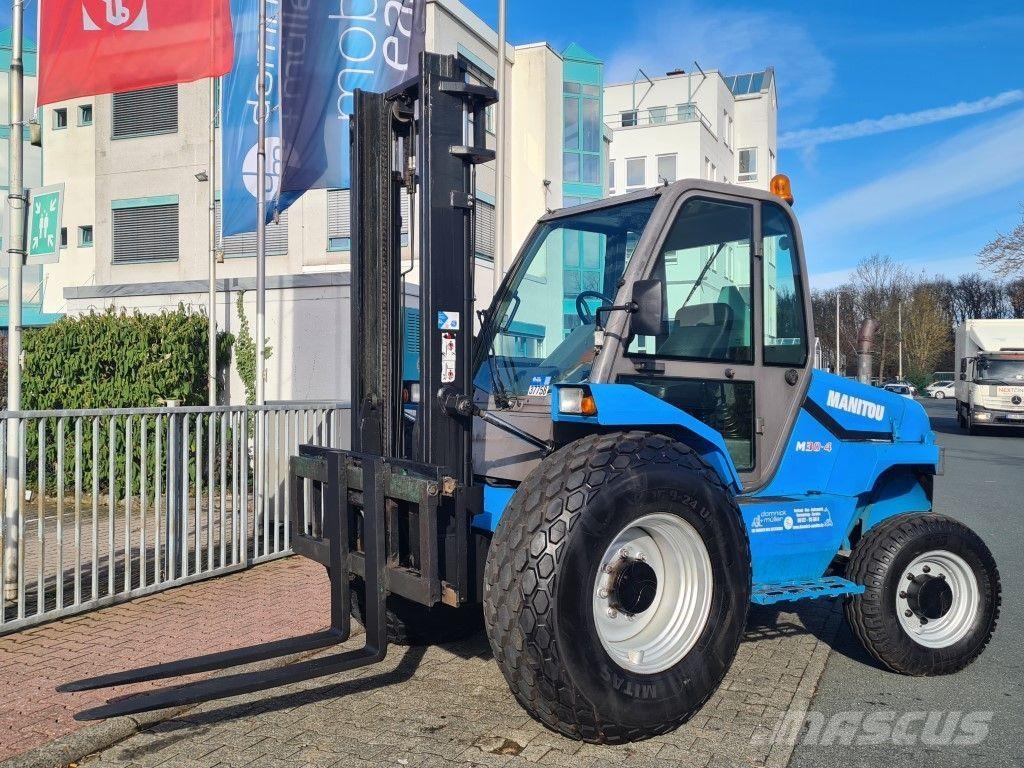 Manitou M 30.4 شاحنات الطرق الوعرة
