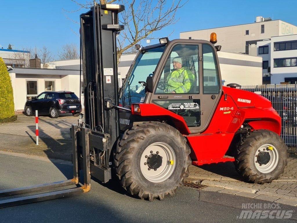 Manitou M50.4 شاحنات الطرق الوعرة