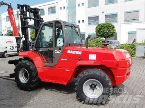 Manitou MC 70 شاحنات الطرق الوعرة