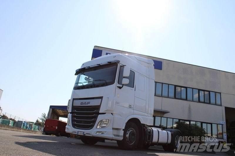 DAF XF 460 FT 24DT وحدات الجر