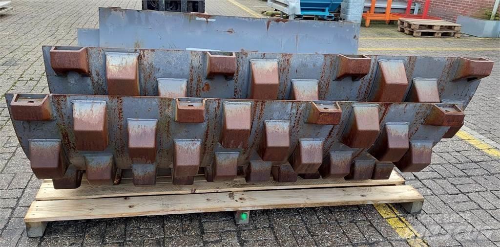 Dynapac CA2500D مداحل ثنائية الاسطوانة