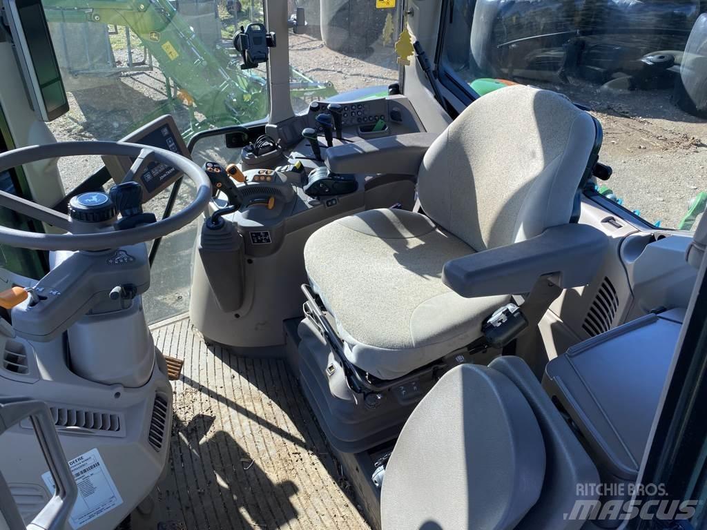 John Deere 6120M الجرارات