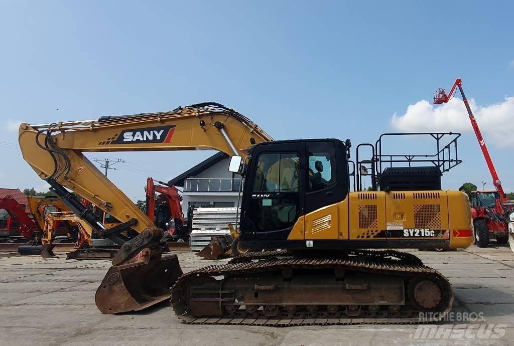 Sany SY 215 C حفارات زحافة