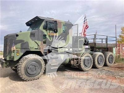 Oshkosh M1070 أخرى