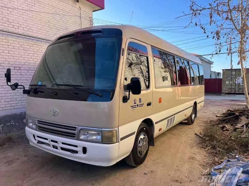 Toyota Coaster Bus حافلة صغيرة
