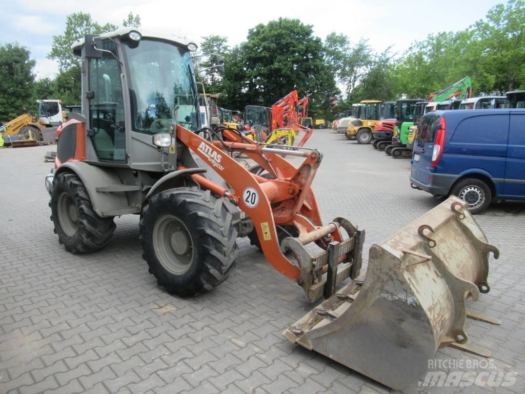 Atlas AR 65 لوادر بعجل