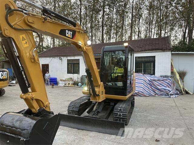 CAT 306E حفارات زحافة