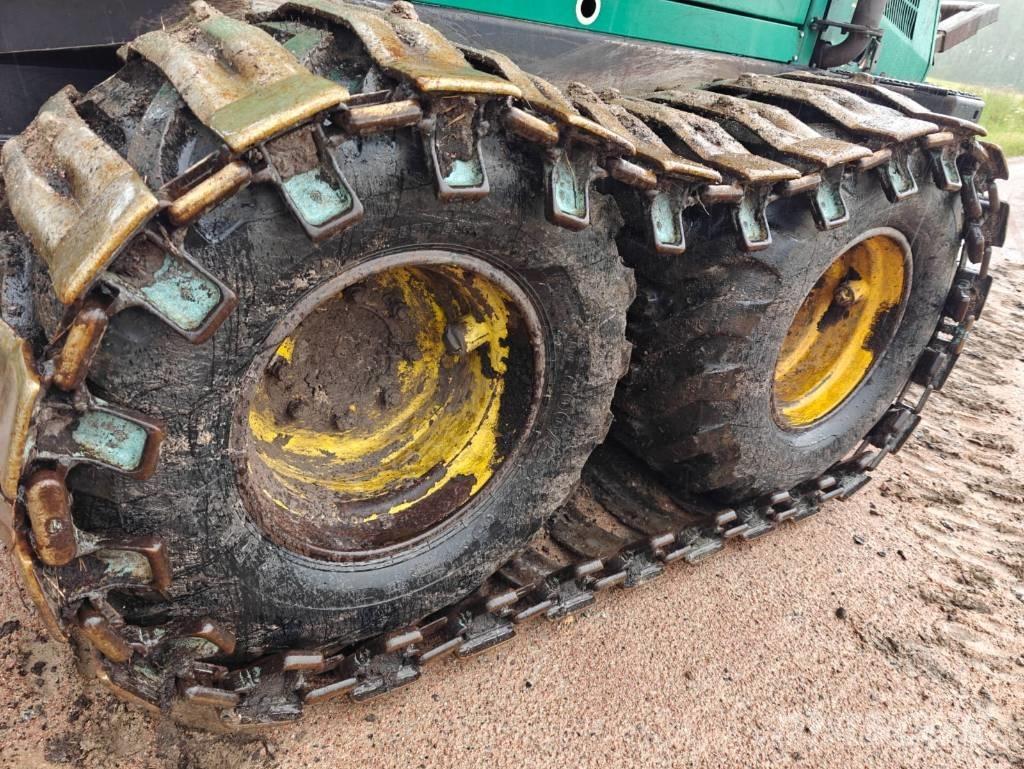Timberjack 810 B شاحنات