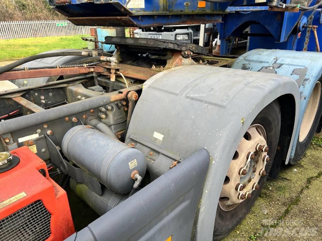 Scania R 124 L 420 وحدات الجر
