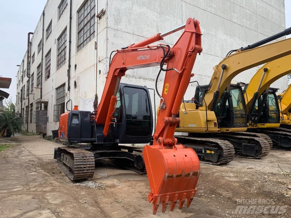 Hitachi Zaxis 70 حفارات زحافة