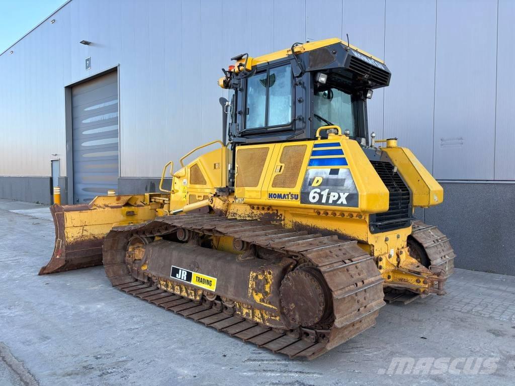 Komatsu D 61 PX-23 بلدوزرات مجنزرة