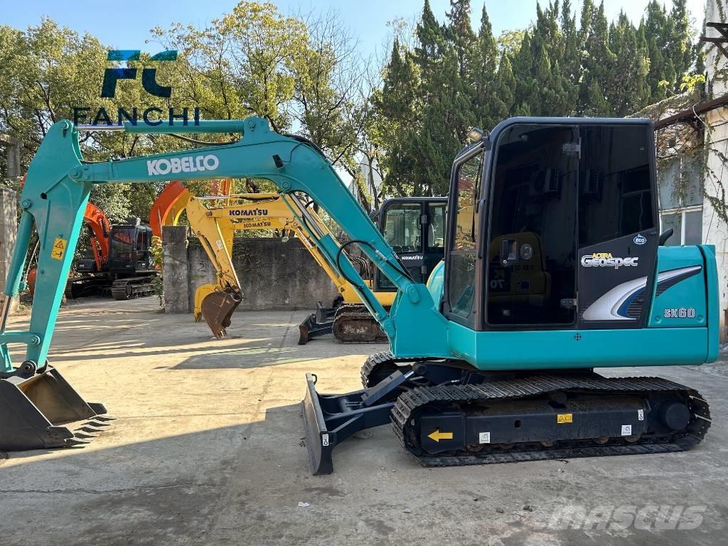 Kobelco SK 60 حفارات زحافة