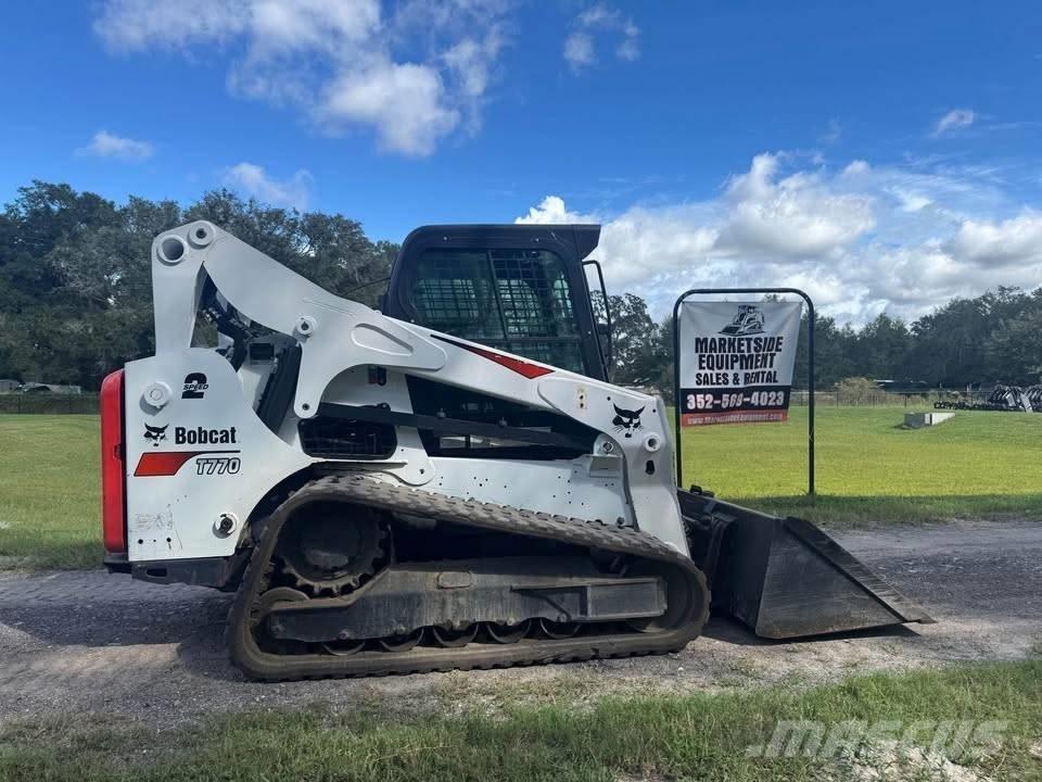 Bobcat T 770 لوادر انزلاقية التوجيه
