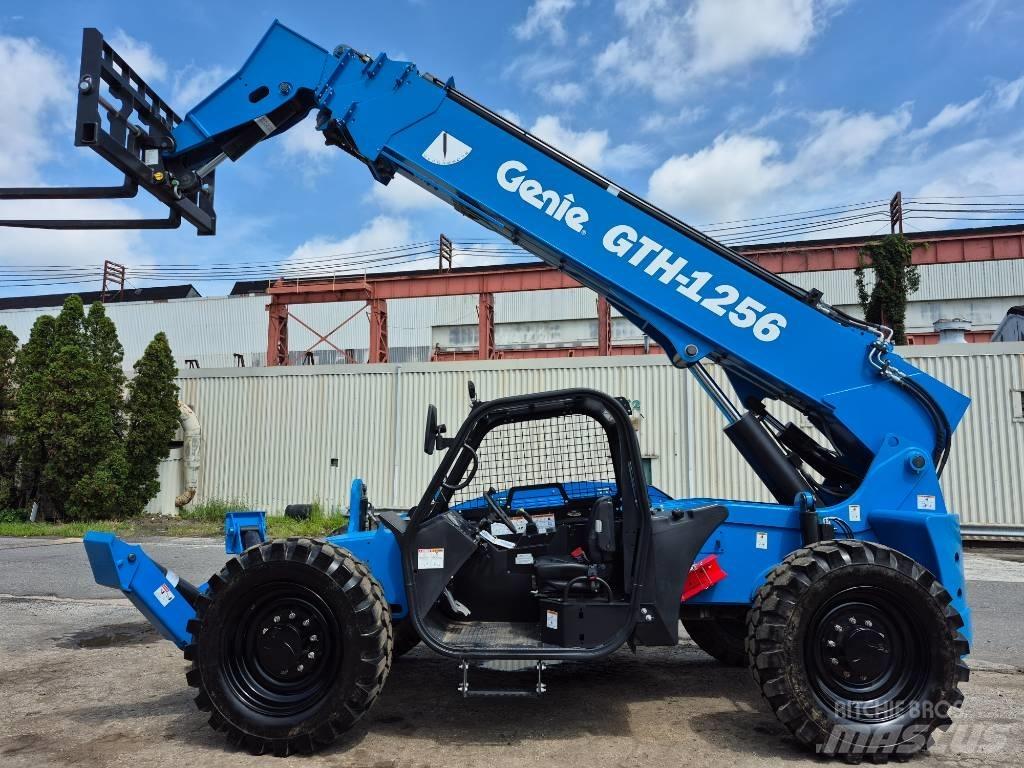 Genie GTH 1256 مناولات متداخلة