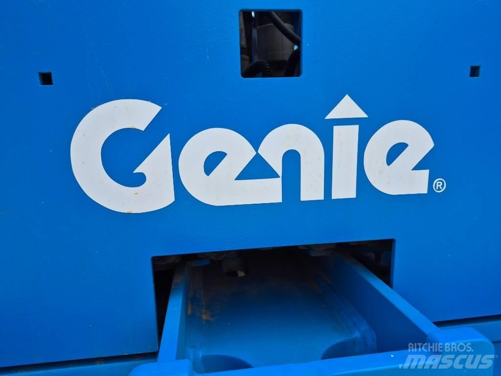Genie GTH 1256 مناولات متداخلة
