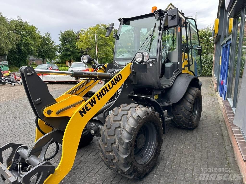 New Holland W 80 C لوادر متعددة الأغراض