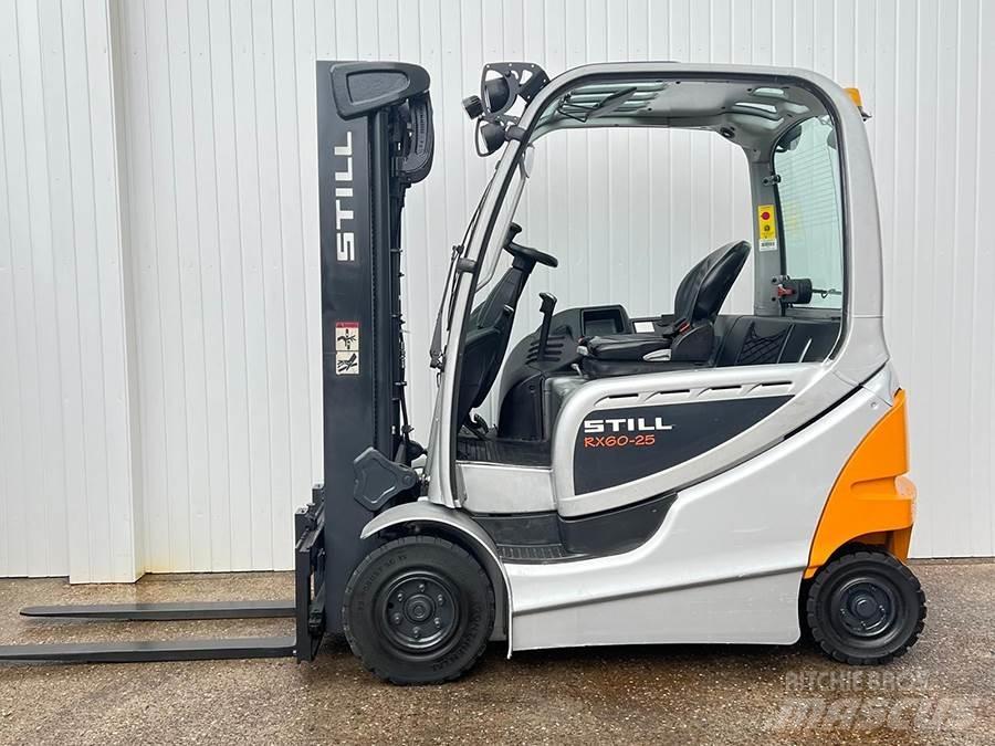 Still RX60-25 شاحنات ذات رافعات شوكية تعمل بالكهرباء