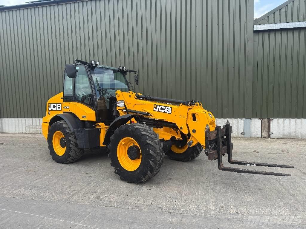 JCB TM 320 S معدات مناولة لأغراض الزراعة