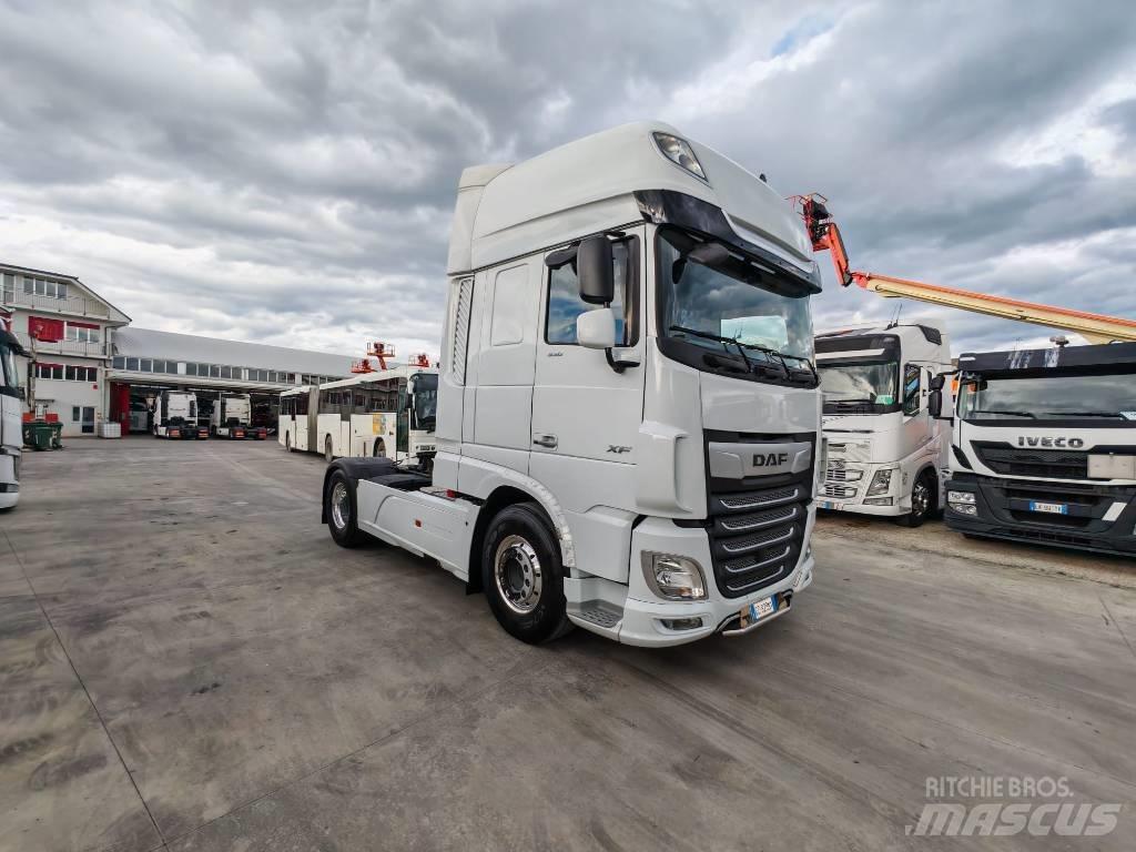 DAF XF 530 FT وحدات الجر